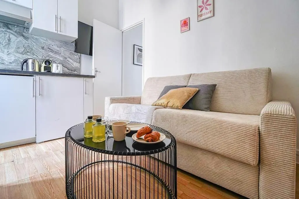 Appartement Equipe Quartier Montparnasse - II Paris 0*,  France